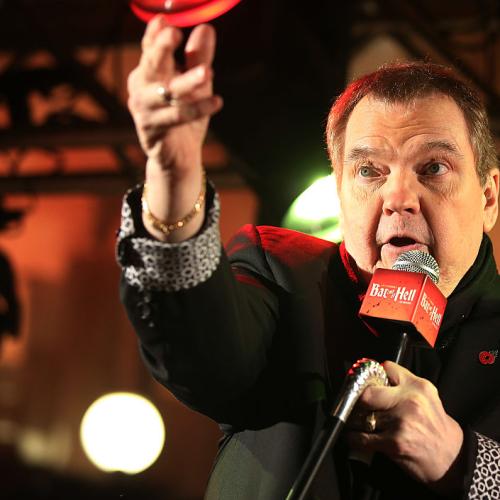 Meat Loaf Falls Off Stage And Breaks Collarbone