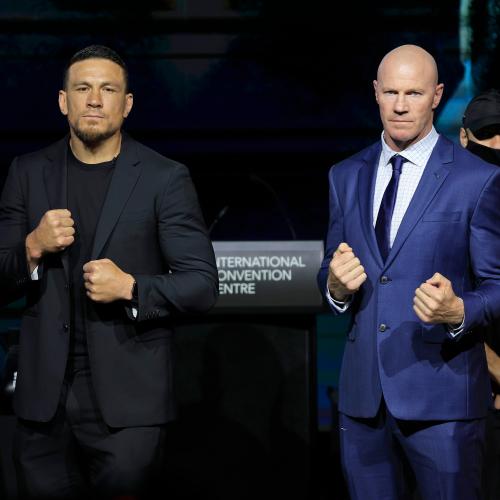 Sonny Bill Williams Defeats Barry Hall In Less Than Two Minutes