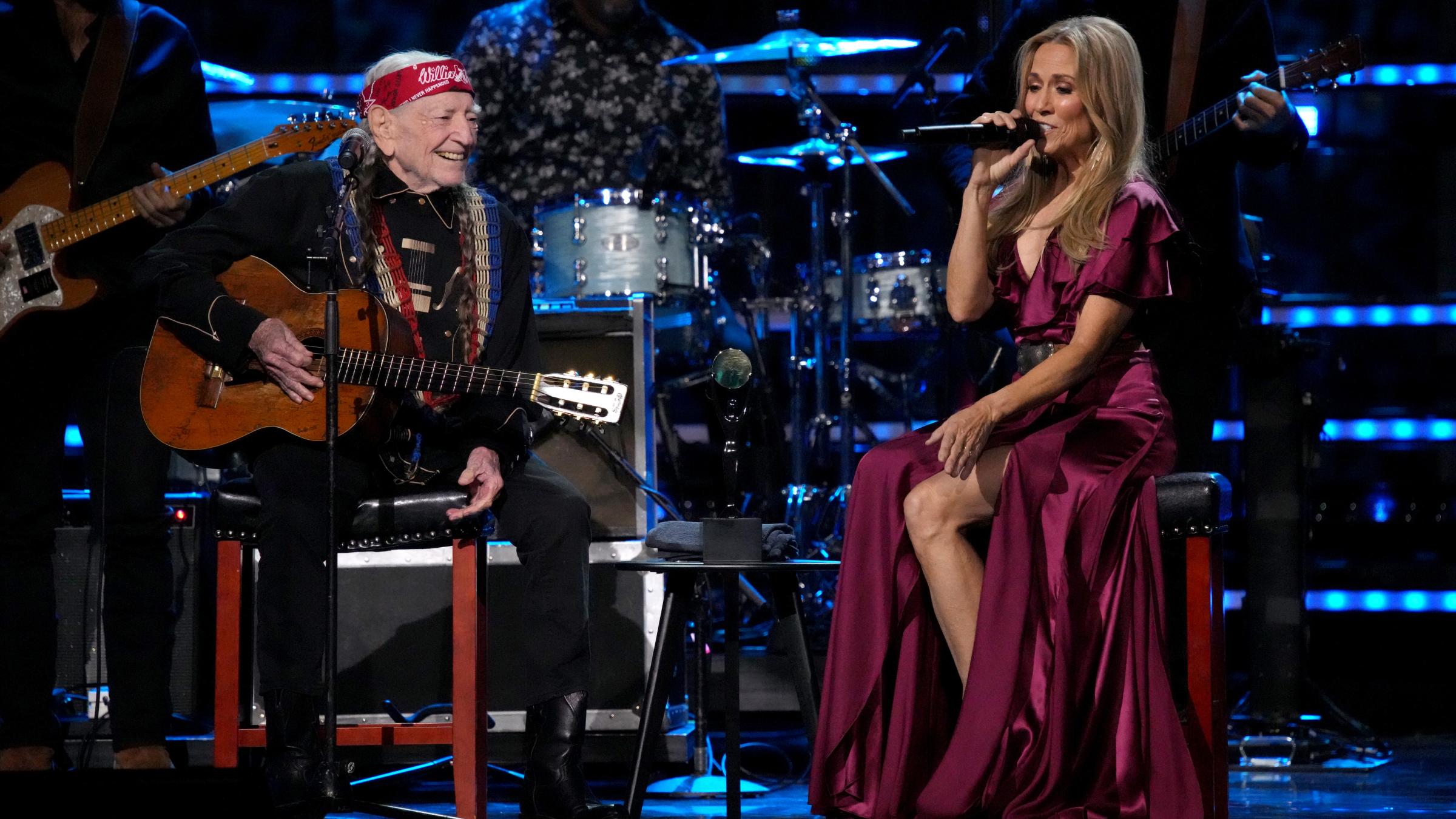 Sheryl Crow And Willie Nelson Inducted Into The Rock & Roll Hall Of Fame! - Vimarsana News