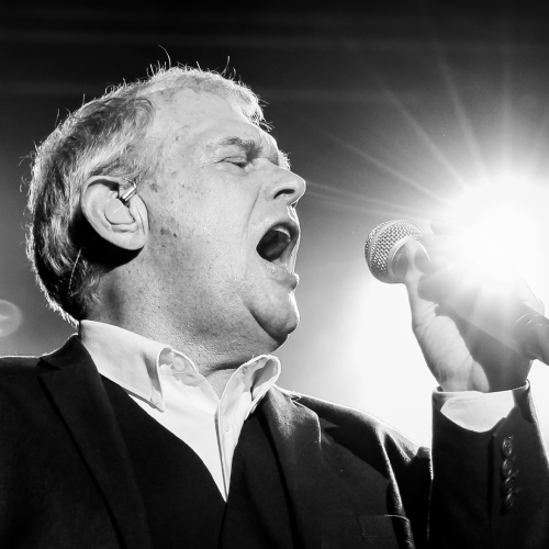 Australian Music Legend John Farnham To Release Memoir, ‘The Voice Inside’